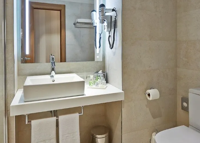 מלון Avani Rio Novo 4*