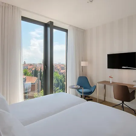 מלון Avani Rio Novo 4*